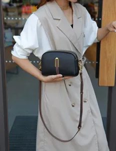Borsa a tracolla in pelle da donna borsa a conchiglia minimalista casual con cinghia spalla