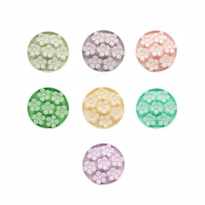 Silicone pet slow feeder licking mat with suction cup, multi-color pet slow food bowl for dogs.