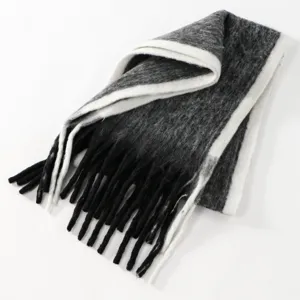 Korean style colorblock winter warm scarf for women, thick tassel fringe shawl and neck wrap detail.