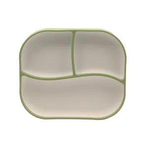 Assiette bébé en silicone verte avec compartiments, vaisselle sûre pour tout-petits.
