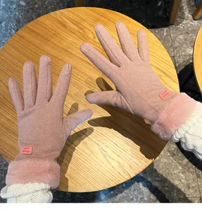 Dames winter warme touchscreen handschoenen met pluche manchetten voor buitenfietsen.