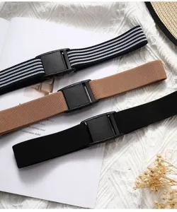 Elastic invisible waist belt for women, stretch jeans belt with plastic buckle details.