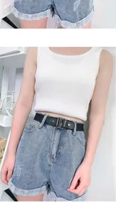 Elastic invisible belt for women, adjustable stretch waist strap with buckle-free design.