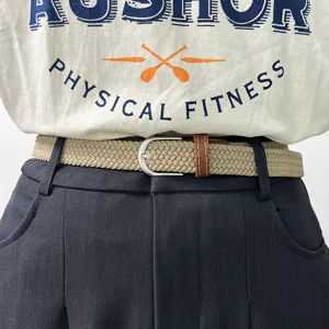Elastic woven belt for men and women, stretch braided trouser belt with metal buckle for daily wear.