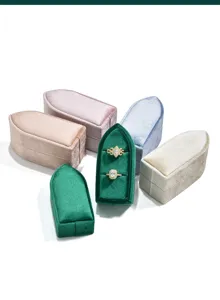 Elegant velvet ring box bullet shaped wedding jewelry gift packaging for rings earrings
