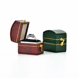 Mini vintage ring box portable jewelry storage box cute proposal ring display case set