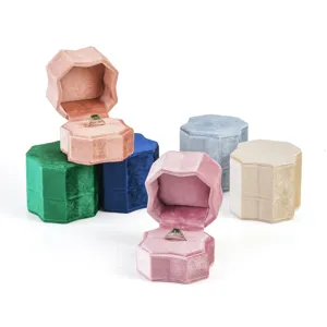 Samt Ringbox Sechseck Schmuck Display Aufbewahrungskoffer Tragbare Ehering Geschenkverpackung