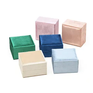Quadratische Samt Schmuckschachtel Set für Ringe tragbare Geschenkverpackung Präsentation.