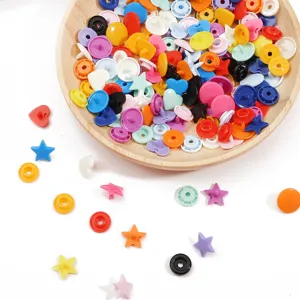Boutons Pression en Résine Colorés Forme Étoile Cœur Attaches en Plastique Boutons pour Couture Vêtements Artisanat DIY Accessoires