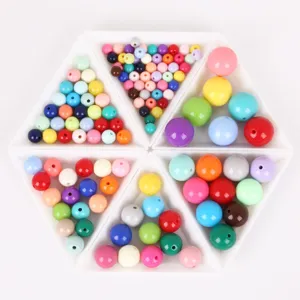 Cuentas redondas de acrilico de colores brillantes para joyeria hecha a mano artesania.