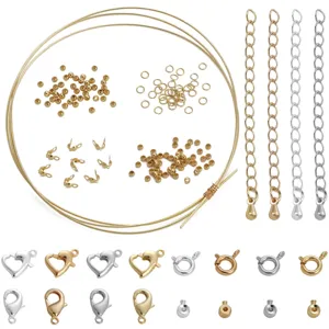 Kit per la creazione di gioielli fai da te con moschettoni dorati e catene di estensione.
