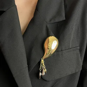 French Vintage Smooth Streamlined Chili Tassel Pendant Brooch Light Luxury Suit Accessory Fashion Jewelry For Women