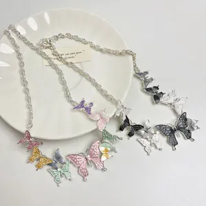 Joli collier pendentif papillon en émail, ensemble de bijoux de chaîne de clavicule de style mode.