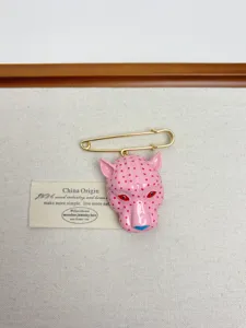 Retro enamel exaggerated leopard head brooch, unique pink fashion suit coat pin accessory.