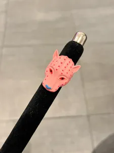 Anello con testa di leopardo in smalto rosa da donna, gioiello di dichiarazione unico.