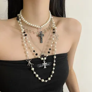 Collier de perles multicouche punk gothique avec pendentif croix style cool pour femmes