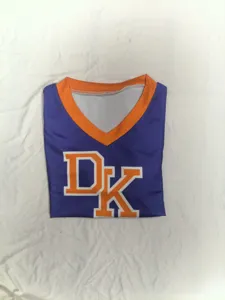 Violettoranger V-Ausschnitt Cheerleading Sport-Top Trikot mit DK-Buchstaben, Activewear.