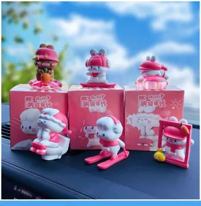 Süße Kaninchen Designer Art Toy Auto Armaturenbrett Dekoration Figuren Set mit Boxen.