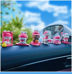 Niedliches Cartoon-Kaninchen und Bär Auto Armaturenbrett Ornament Set, kreative Dekoration.