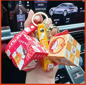 Lucky cat Rubik's cube keychain, mini 3x3 puzzle toy keyring, car key ring bag pendant.