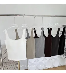 Vue détaillée du caraco en coton brossé à col carré avec soutien-gorge intégré, multico.