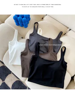 Dames tanktop met vierkante hals en ingebouwde pads comfortabele effen casual top