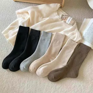 Calcetines Térmicos de Forro Polar Grueso de Invierno para Mujer Calcetines de Suelo de Tubo Medio de Color Sólido Mezcla de Lana Casual