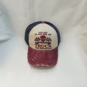 Gorra de béisbol vintage desgastada con camión retro y calavera, sombrero casual hombre
