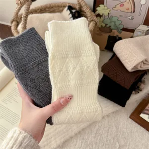 Thickened wool diamond pattern mid-calf socks for women, cozy winter knit half leg socks.