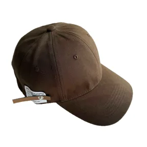 New retro cotton baseball cap with English leather tag, casual unisex soft top sun hat.