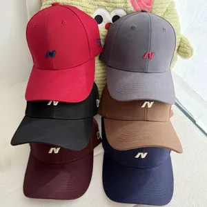 Gorra de béisbol clásica con bordado de la letra N para hombres y mujeres, sombrero de sol casual.