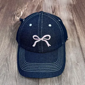 Casquette de baseball en jean pour femme et homme, broderie nœud rose, style vintage.