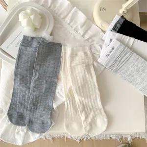 Women's cotton mid-tube slouch socks with lace trim and hollow design, sweet Japanese style spring.