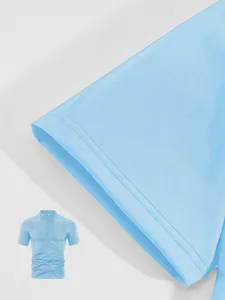 Polo casual de manga corta para hombre en piques azul claro, comoda ropa de verano.