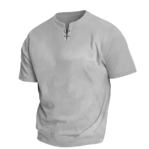 T-shirt homme gris en tricot gaufré manches courtes coupe ample lacet col V été