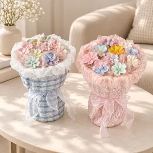 Handgemaakt Jingdezhen keramisch bloemenboeket met elegante stoffen geschenkverpakking