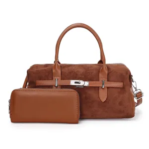 Ensemble de sacs Boston en daim marron rétro avec boucle de ceinture et portefeuille