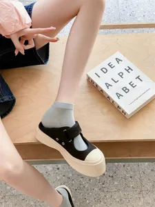Calcetines cortos de verano para mujer de algodón transpirable con zapatos de plataforma.