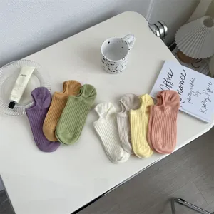 Printemps été femmes côtelées colorées invisibles respirantes courtes chaussettes coton