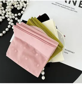 Chaussettes fines et transparentes à pois pour femmes, bas d'été respirants en plusieurs coloris.