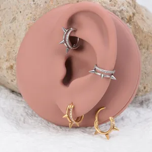 Edelstahl doppellagige Zirkon Spike Piercing Ohrringe, Punk Stil Körperschmuck Detailansicht.