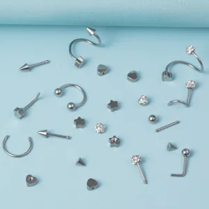 Titanium Körper Piercing Schmuck Set Detail, Hufeisenringe und Nasenstecker Sortiment.
