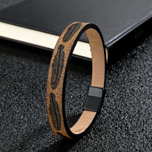 Bracciale Vintage in Corda di Pelle con Piuma Goffrata da Uomo Chiusura Magnetica in Acciaio Inossidabile Polsino Intrecciato Gioielli alla Moda Punk