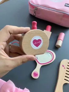 Kinder Holz Make-up Spielset, süße Rollenspiel Kosmetikspielzeuge mit Spiegel und Parfum.