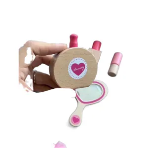 Holz Spielzeug Make-up Set für Kinder, enthält Parfümflasche, Spiegel und schöne Lippenstift.