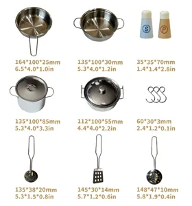 Ensemble d'ustensiles de cuisine en acier inoxydable avec salière et poivrière en bois.