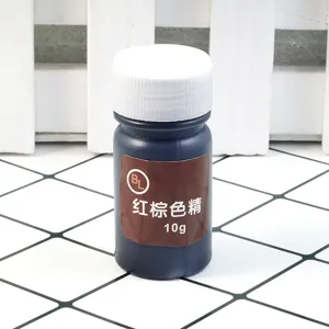 Detailed view of the 10g reddish brown pigment bottle, perfect for resin craft coloring.