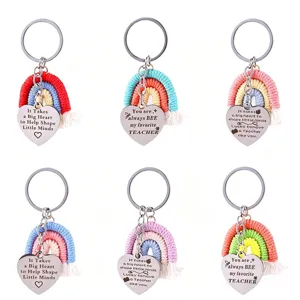 Porte-clés Cœur en Acier Inoxydable Avec Pendentif de Sac en Corde de Coton Arc-en-ciel Tissé Cadeau de Remerciement Enseignant