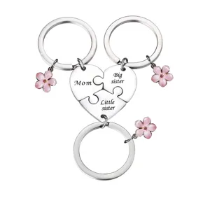 Stainless Steel Heart Puzzle Keychain Mother Daughter Sister Gift Engraved Family Keychain With Pink Flower Charm Pendant