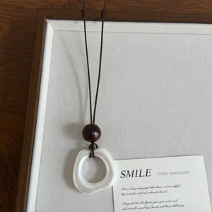 Nuovo stile cinese collana con ciondolo bianco perla lunga catena maglione gioielli donna